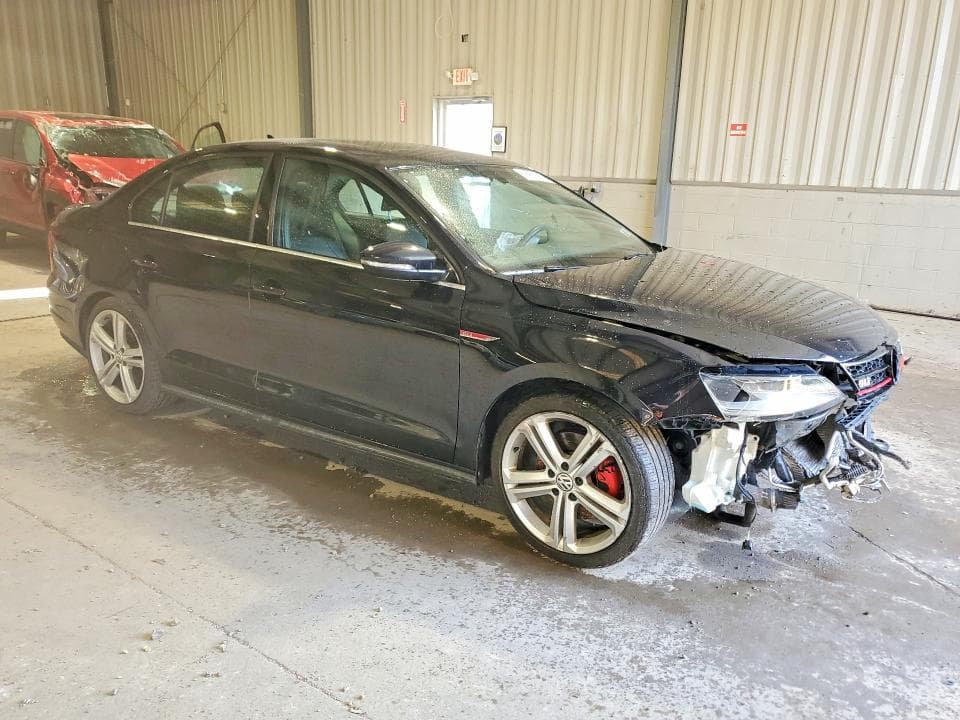 2017 VOLKSWAGEN JETTA GLI 4