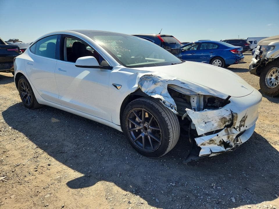 2019 TESLA MODEL 3 4