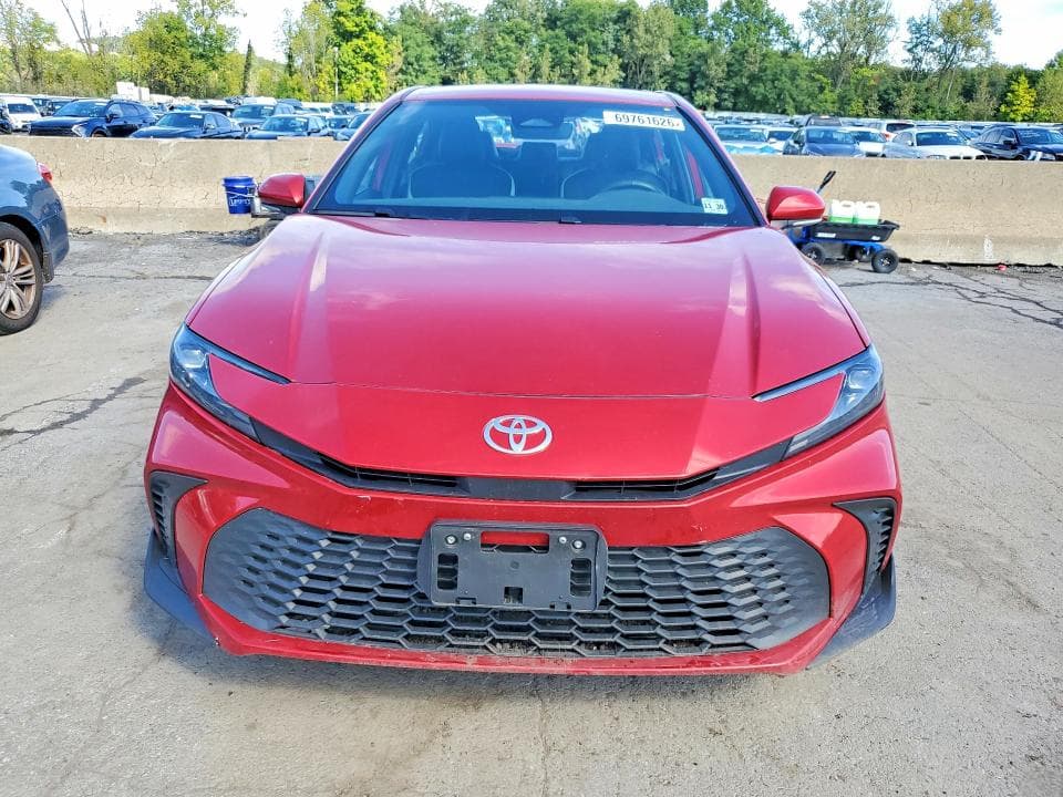 2026 TOYOTA CAMRY SE 5