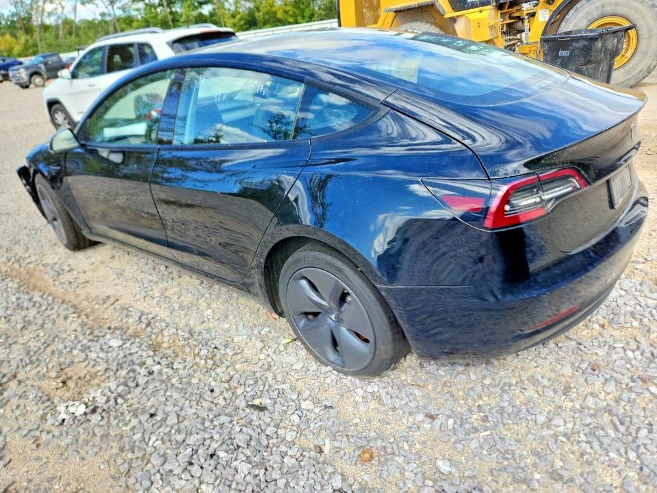 2022 TESLA MODEL 3 2