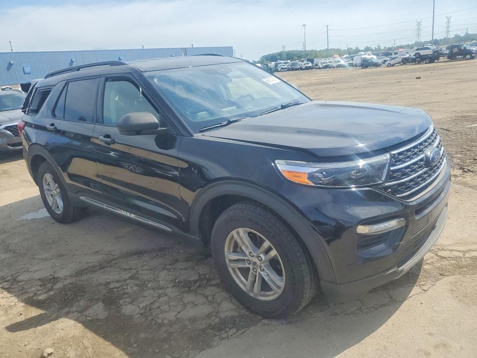 2022 FORD EXPLORER XLT 4