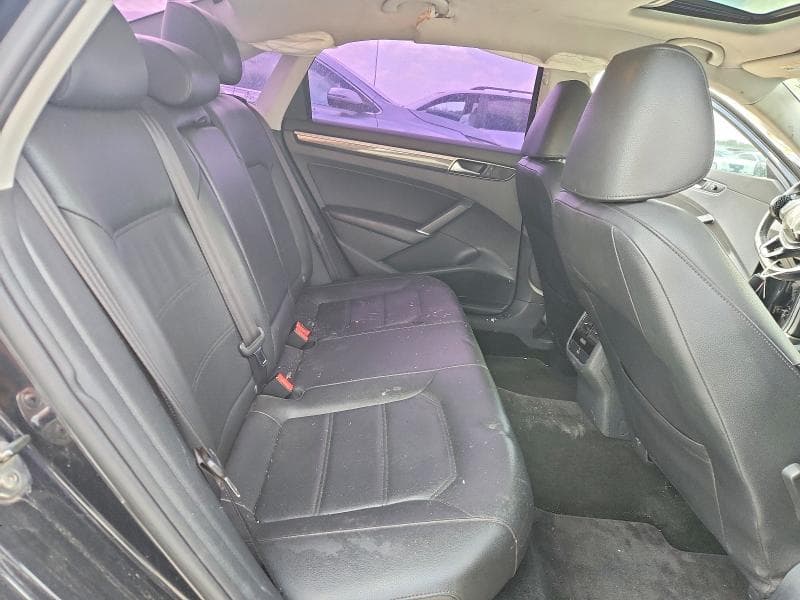 2017 VOLKSWAGEN PASSAT SE 10