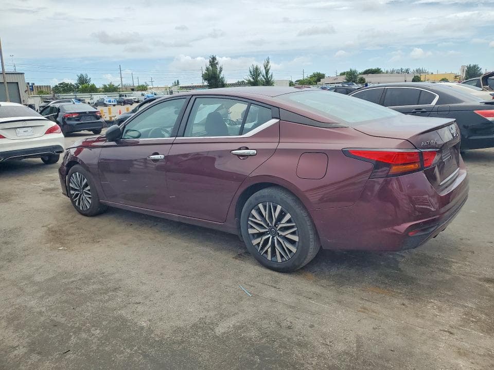2024 NISSAN ALTIMA SV 2
