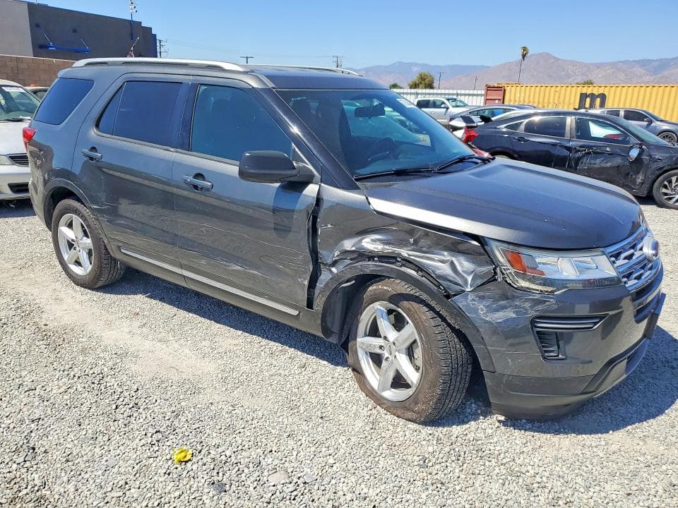 2019 FORD EXPLORER XLT 4
