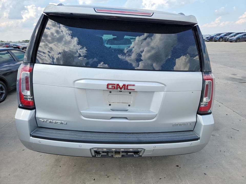 2017 GMC YUKON SLT 6