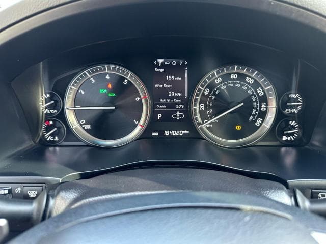 2018 LEXUS LX 570 8