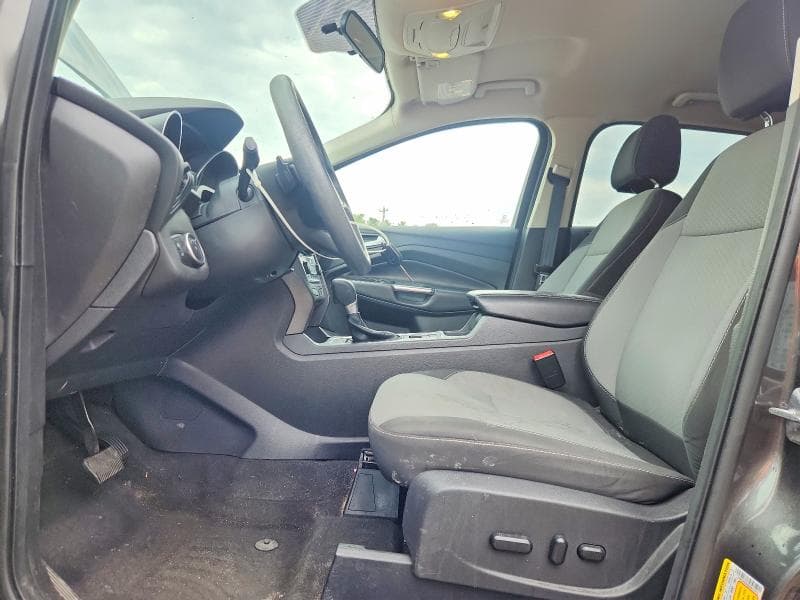 2017 FORD ESCAPE SE 7
