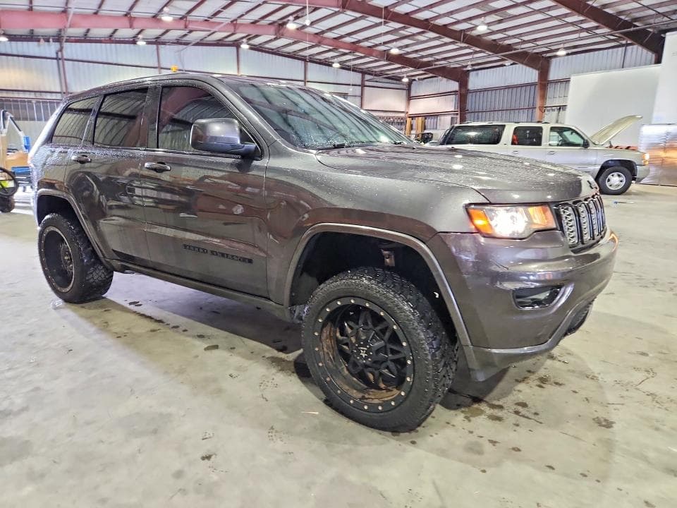 2018 JEEP GRAND CHEROKEE LAREDO 4