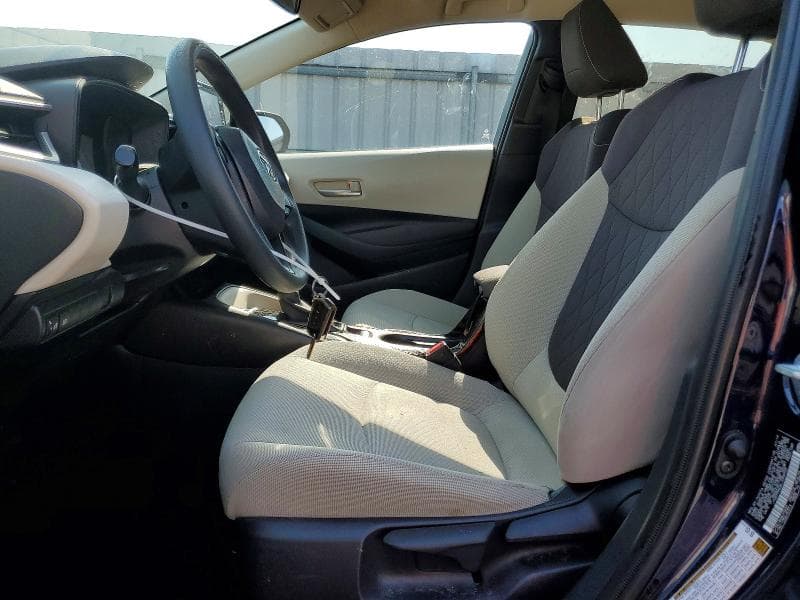 2020 TOYOTA COROLLA LE 7