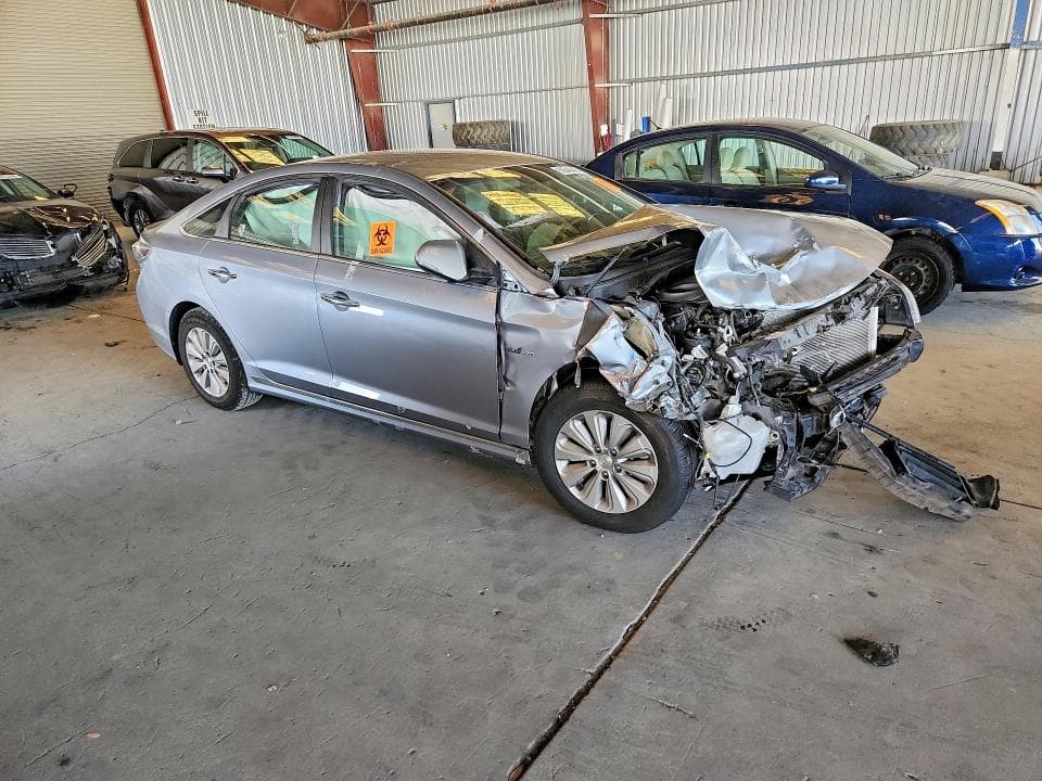 2017 HYUNDAI SONATA HYBRID SE 4