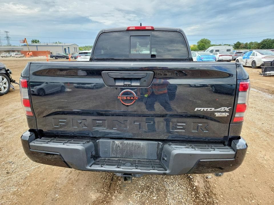 2022 NISSAN FRONTIER PRO-4X 6