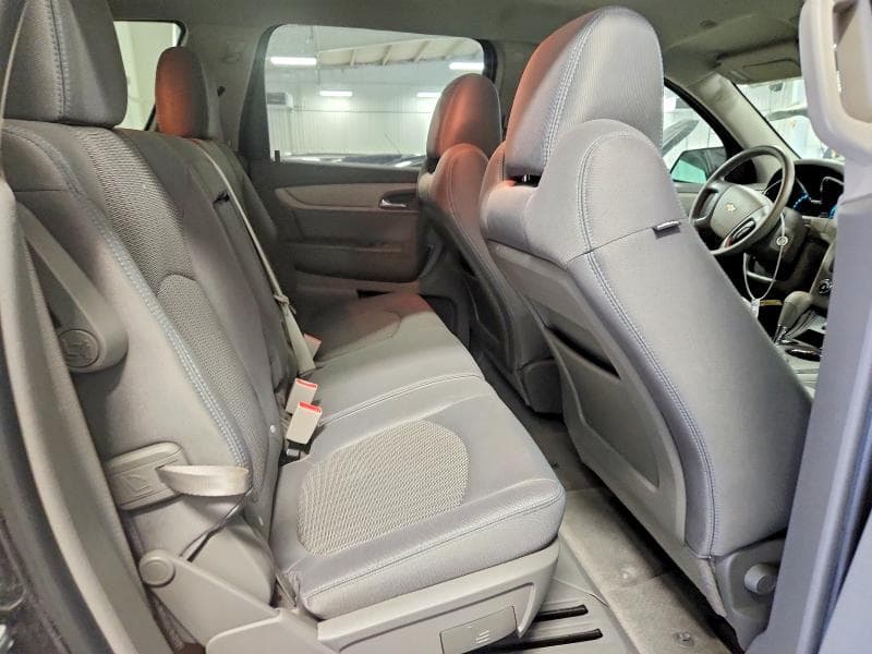 2017 CHEVROLET TRAVERSE LS 11