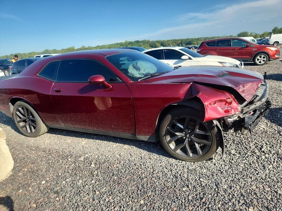 2019 DODGE CHALLENGER SXT 4