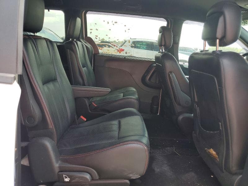 2017 DODGE GRAND CARAVAN GT 11