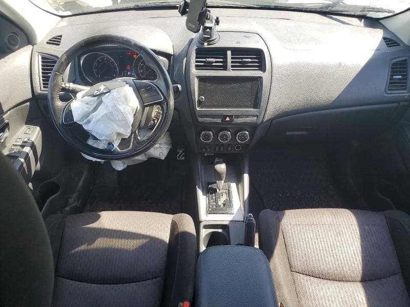 2019 MITSUBISHI OUTLANDER SPORT ES 8