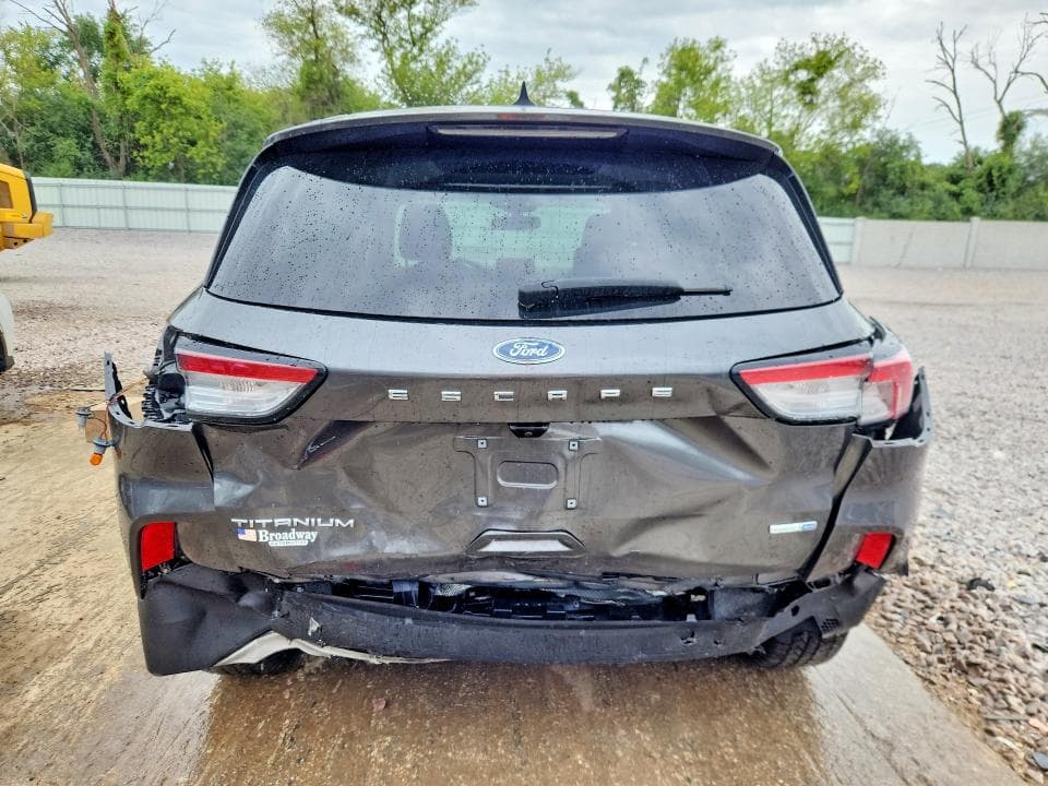 2020 FORD ESCAPE TITANIUM 6