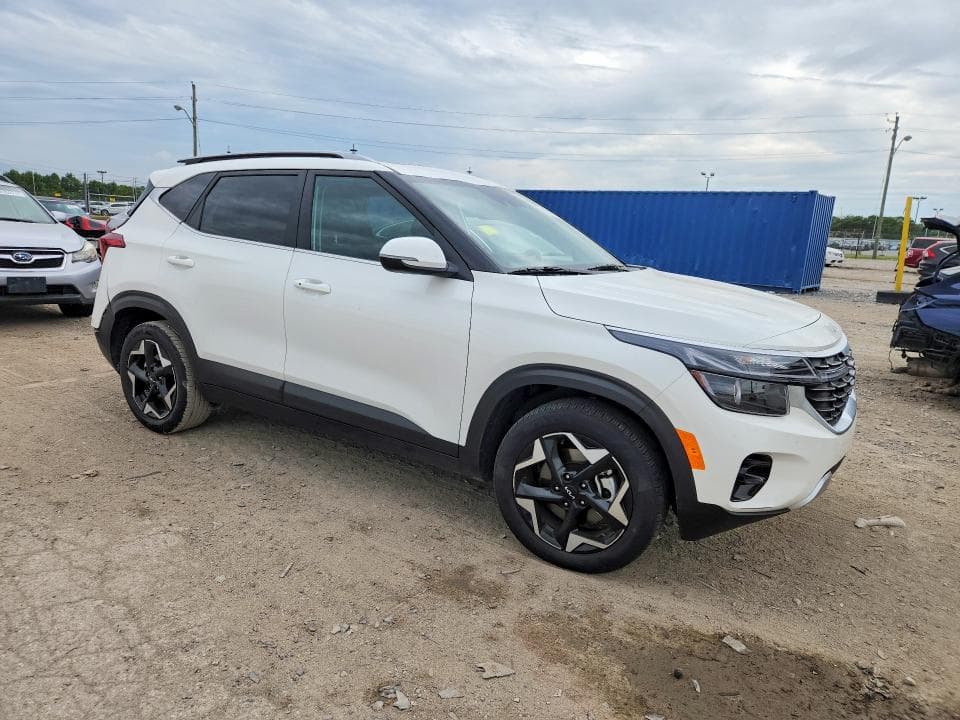 2025 KIA SELTOS EX 4