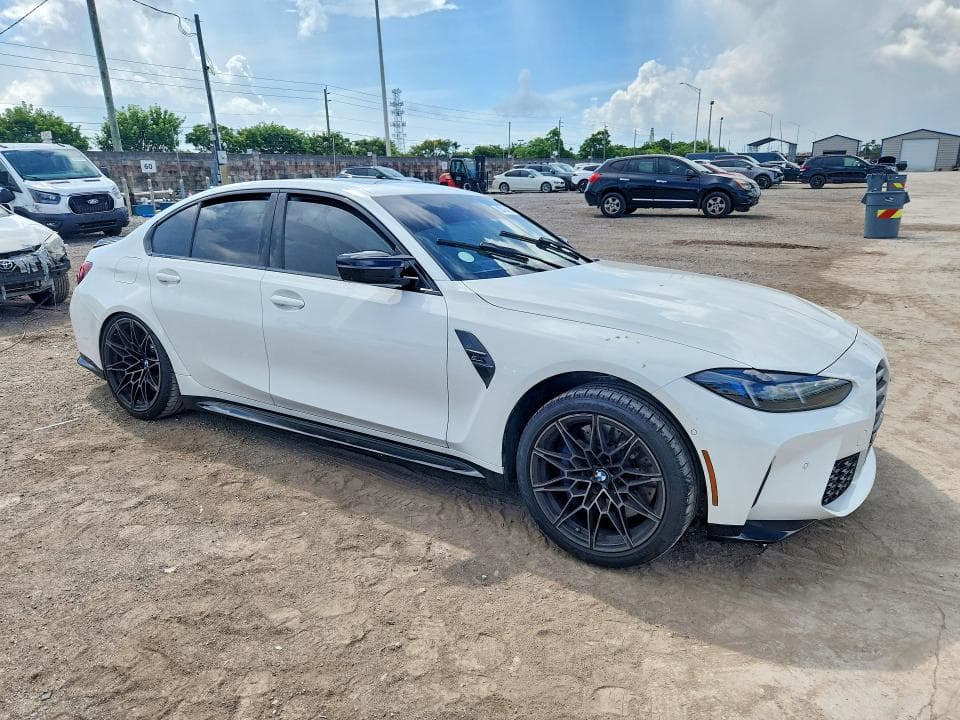 2027 BMW M3 COMPETITION 4