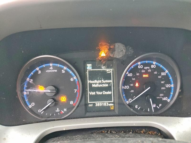 2017 TOYOTA RAV4 LE 9