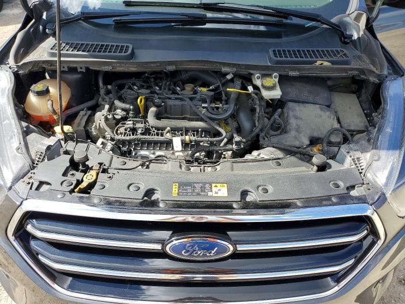 2019 FORD ESCAPE SE 12