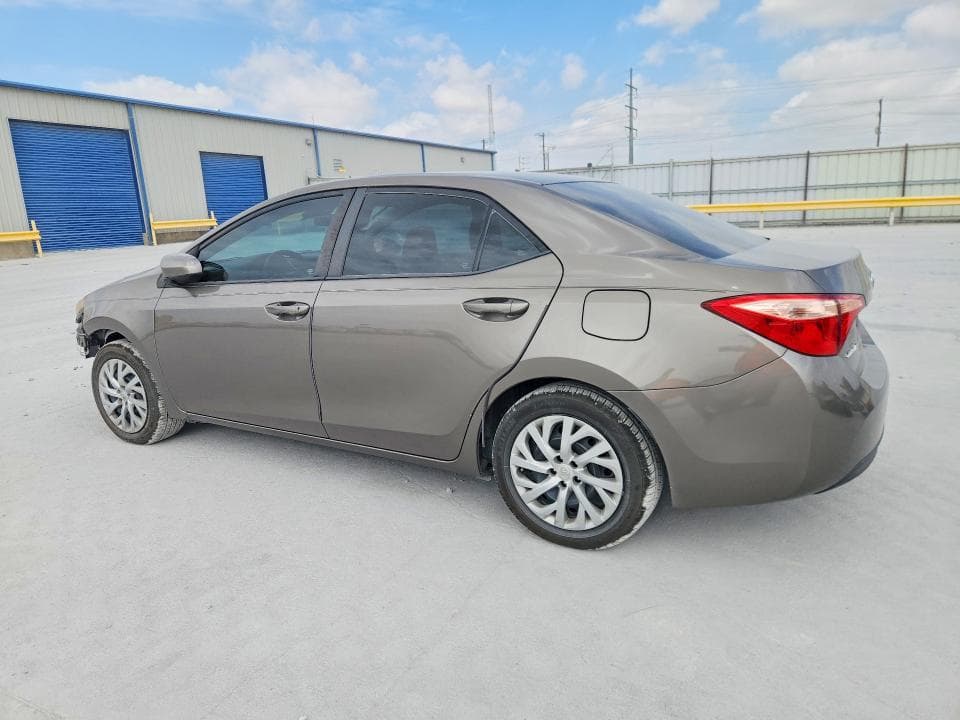 2018 TOYOTA COROLLA LE 2