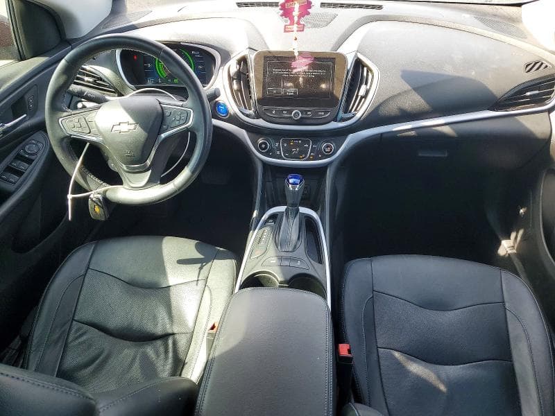 2017 CHEVROLET VOLT LT 8