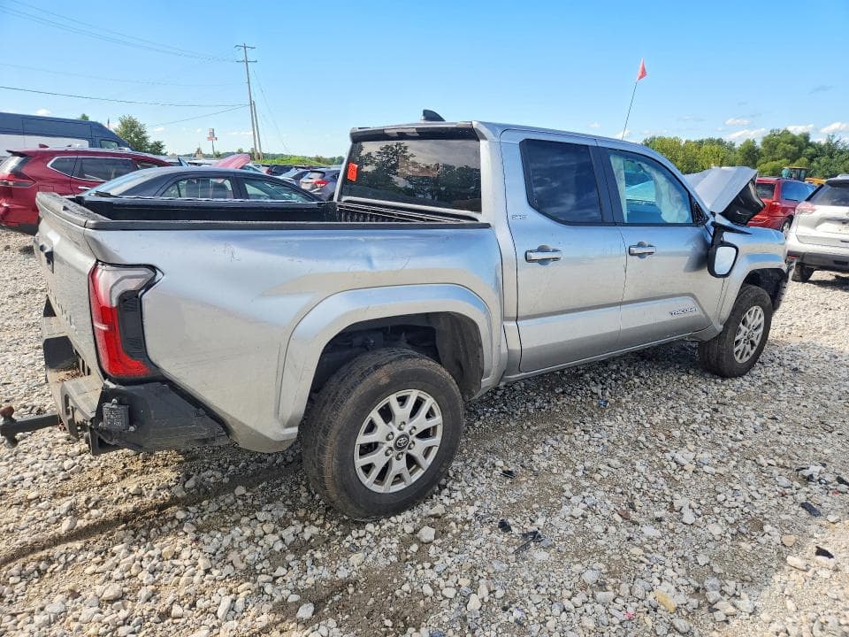 2024 TOYOTA TACOMA SR5 3