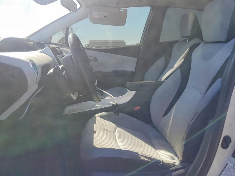 2017 TOYOTA PRIUS THREE 7