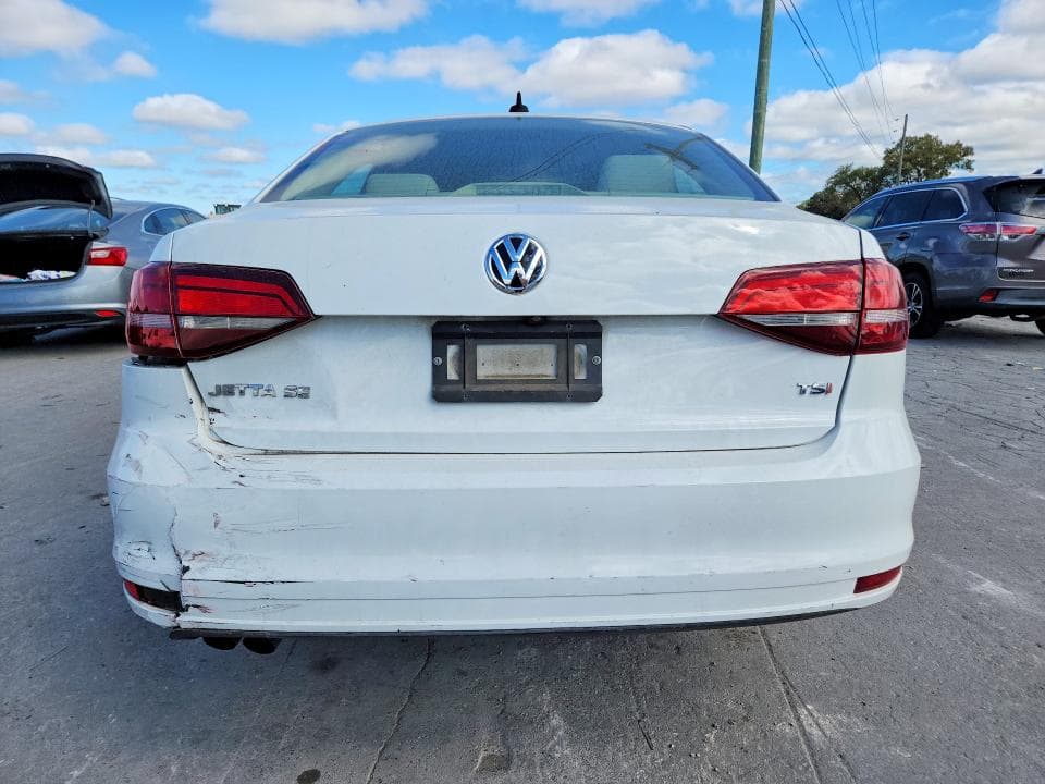 2017 VOLKSWAGEN JETTA SE 6