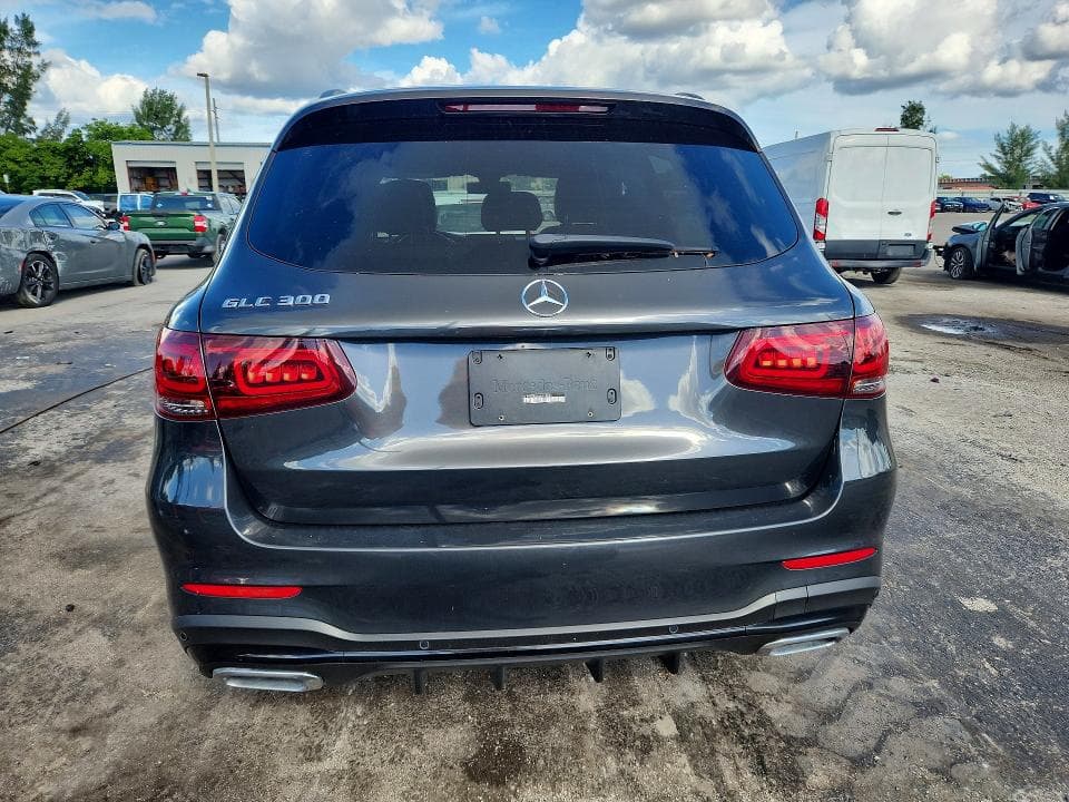 2021 MERCEDES-BENZ GLC 300 6