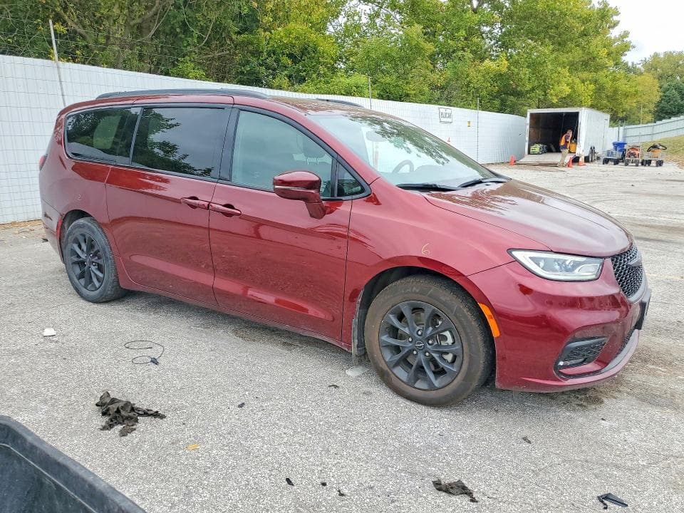 2021 CHRYSLER PACIFICA 4