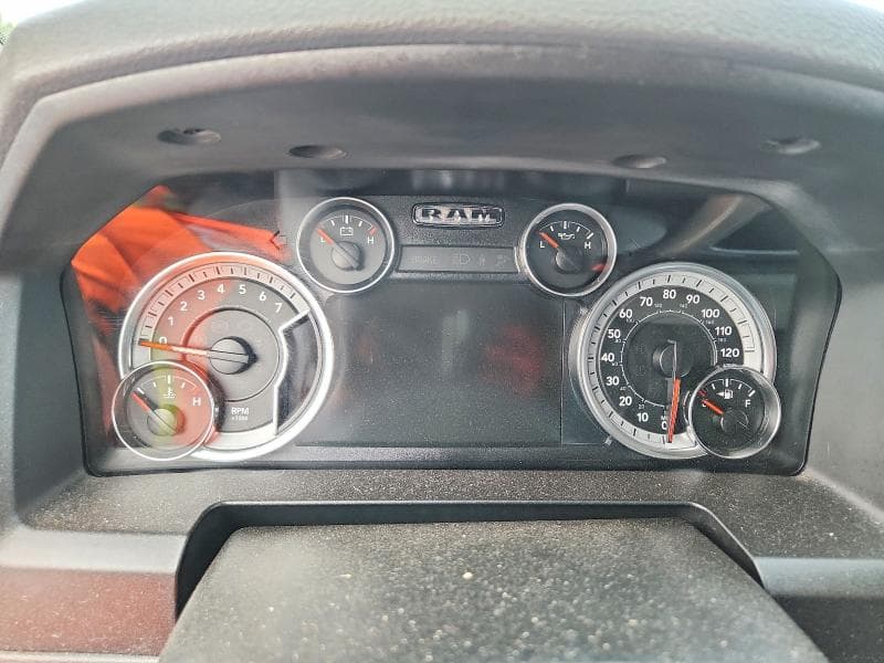 2017 RAM 1500 SLT 9