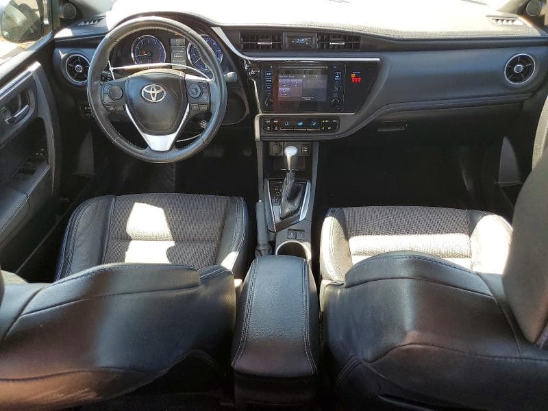 2018 TOYOTA COROLLA SE 8