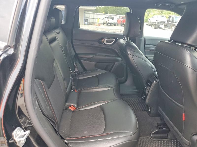 2025 JEEP COMPASS TRAILHAWK 11
