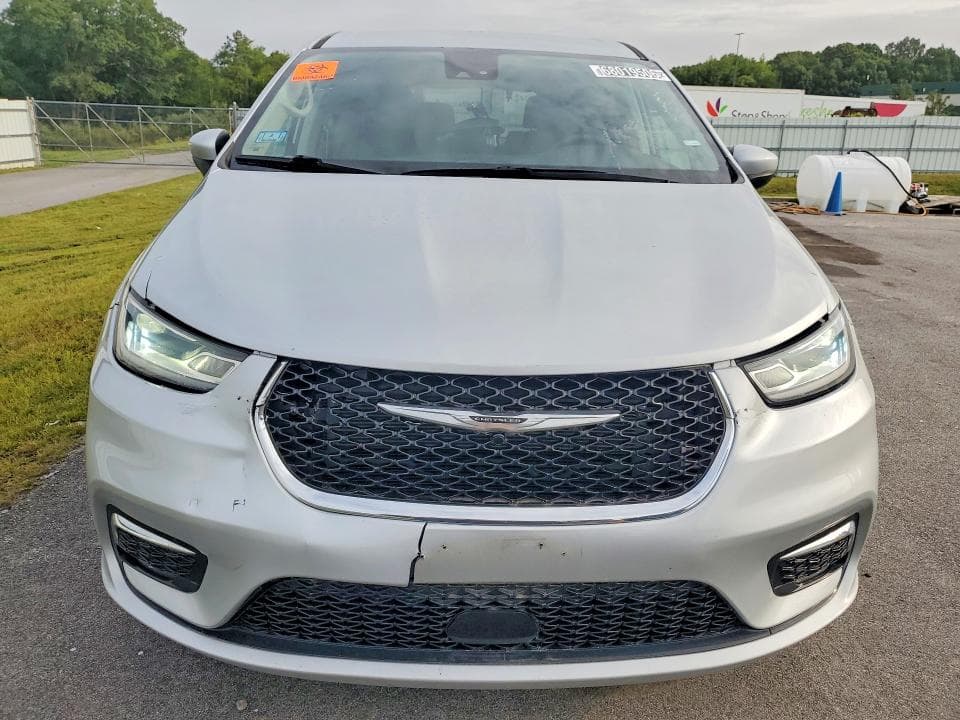 2023 CHRYSLER PACIFICA TOURING L 5