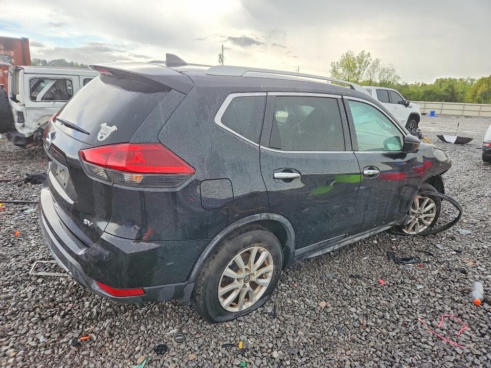 2018 NISSAN ROGUE SV 3