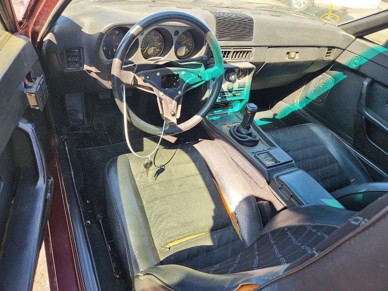 1984 PORSCHE 944 8