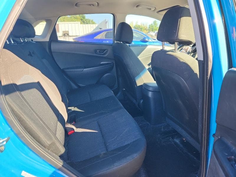 2022 HYUNDAI KONA SEL 10