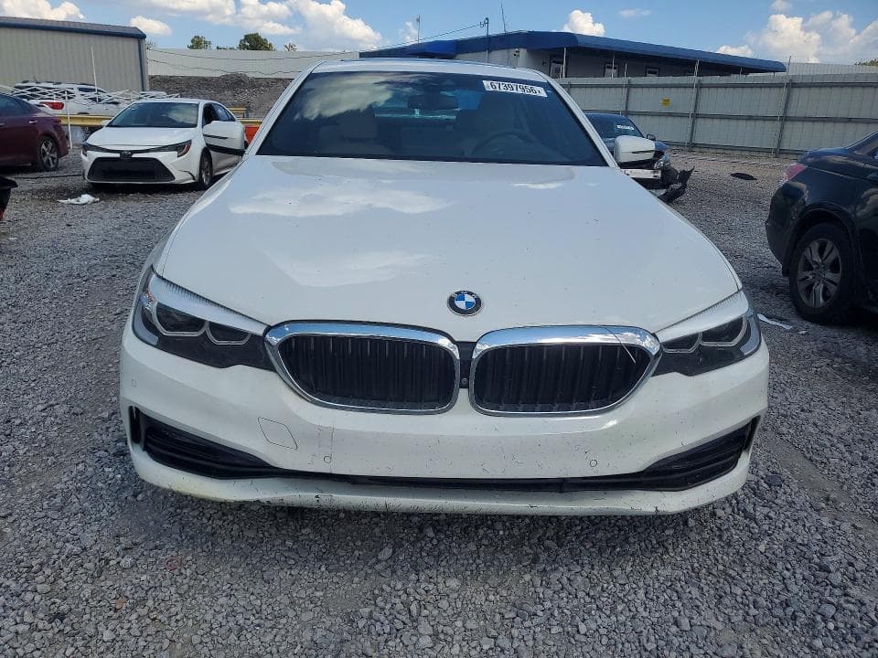 2018 BMW 530E 5