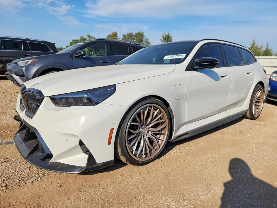 2025 BMW M5 TOURING