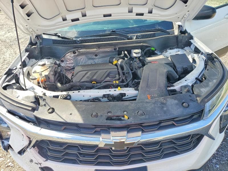 2024 CHEVROLET TRAX LS 12