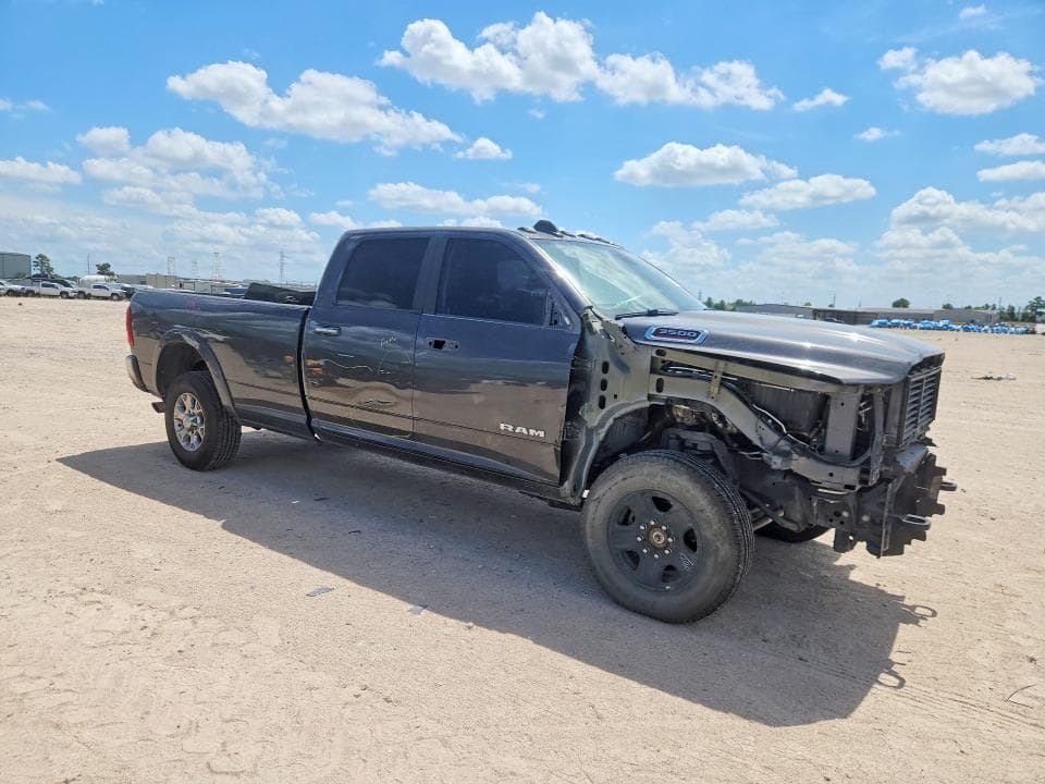 2021 RAM 3500 LARAMIE 4