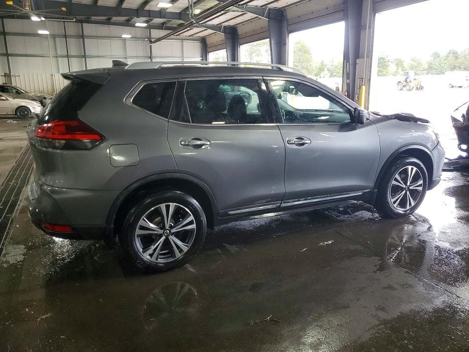 2017 NISSAN ROGUE SL 3