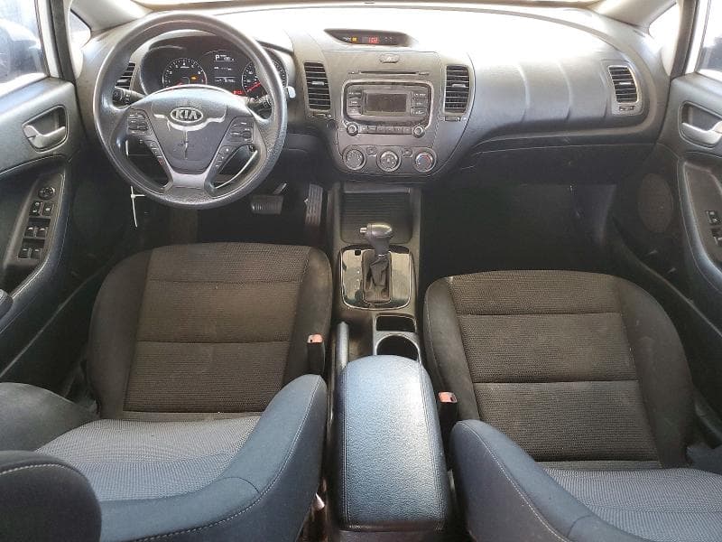 2017 KIA FORTE5 LX 8