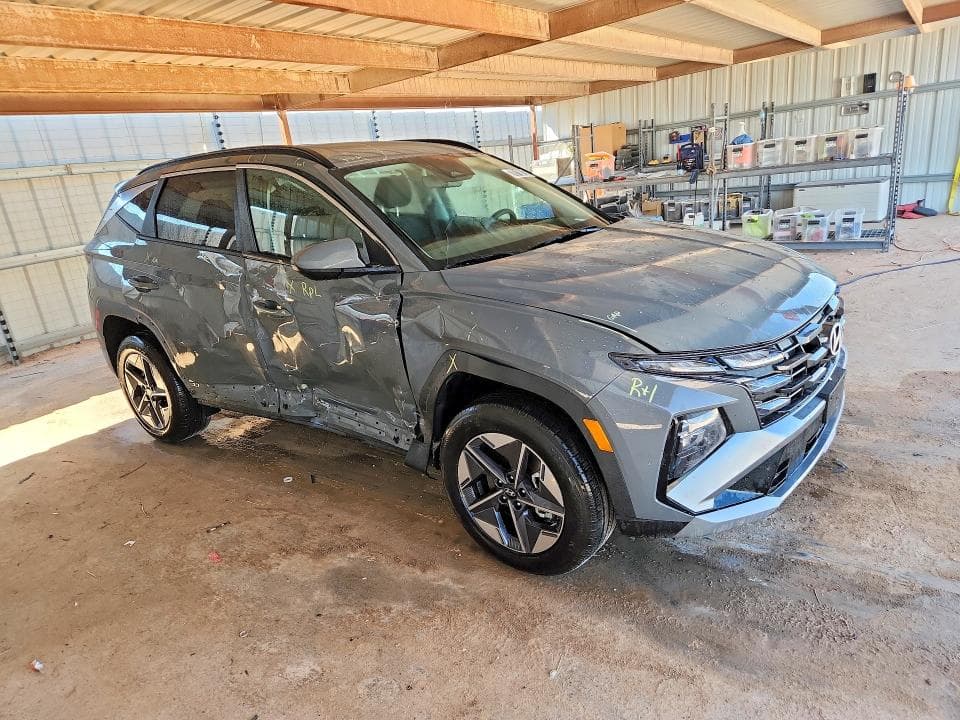 2026 HYUNDAI TUCSON SEL 4