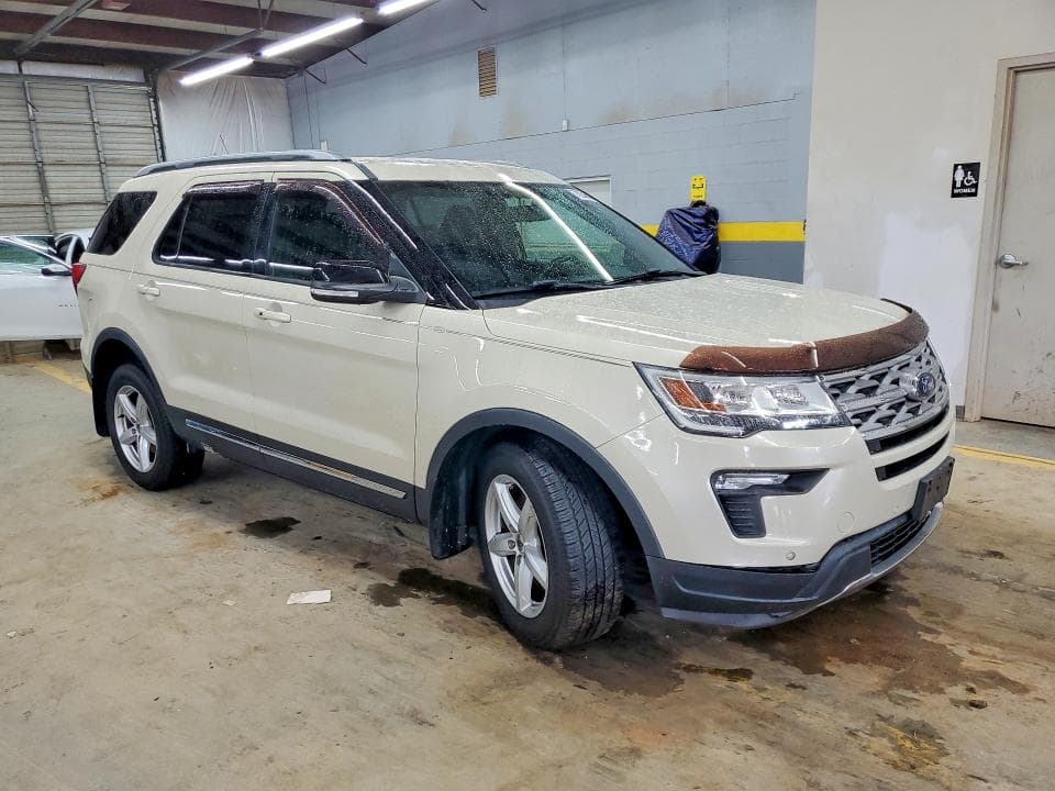 2018 FORD EXPLORER XLT 4