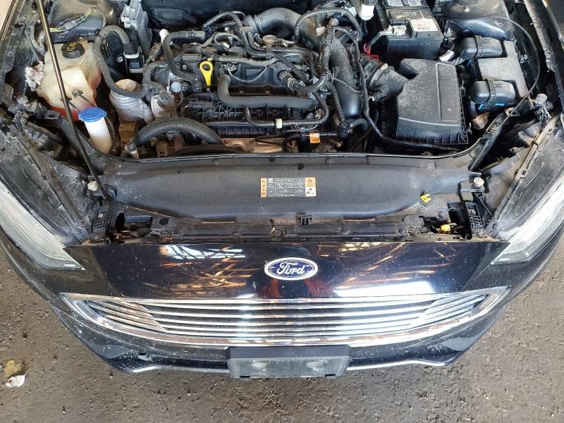 2019 FORD FUSION SE 11