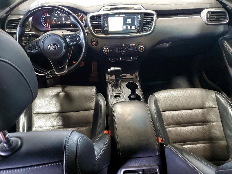 2017 KIA SORENTO SX LIMITED V6 8
