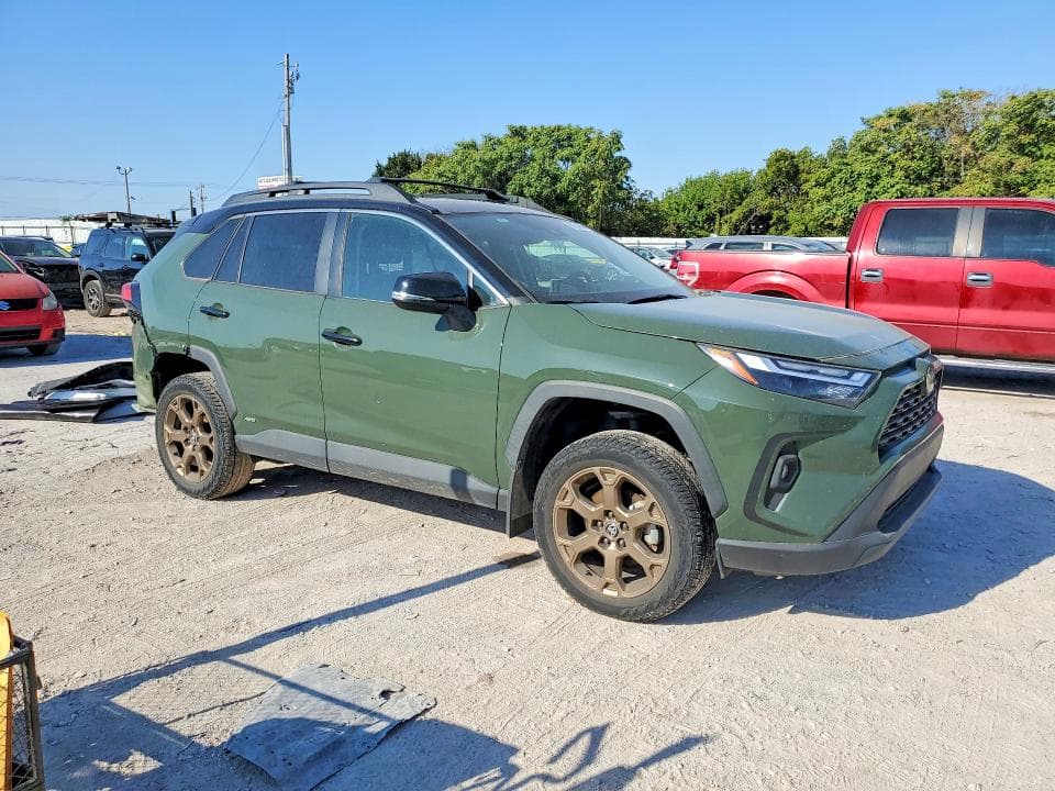 2025 TOYOTA RAV4 WOODLAND EDITION 4