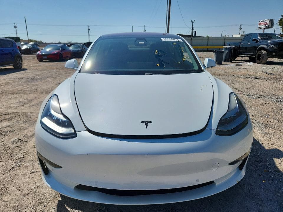 2018 TESLA MODEL 3 5